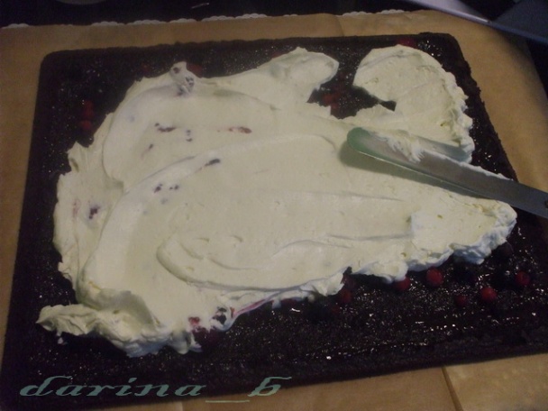 Kakaová torta s mascarpone krémom a ovocím (fotorecept) - obrázok 5