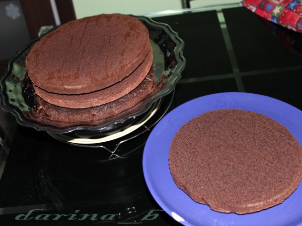 Kakaovo-orechová torta s mascarpone a ovocím (fotorecept) - obrázok 3