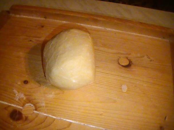 Krémeš medový - obrázok 1