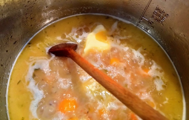 Kuracie na tymiane so zemiakmi v multifunkčnom hrnci (fotorecept) - obrázok 8