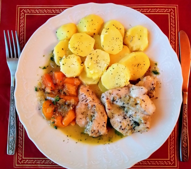 Kuracie na tymiane so zemiakmi v multifunkčnom hrnci (fotorecept) - obrázok 10