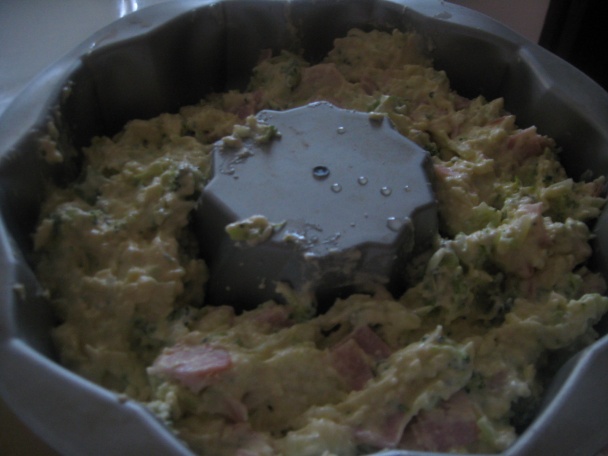 Brokolicová bábovka - obrázok 4