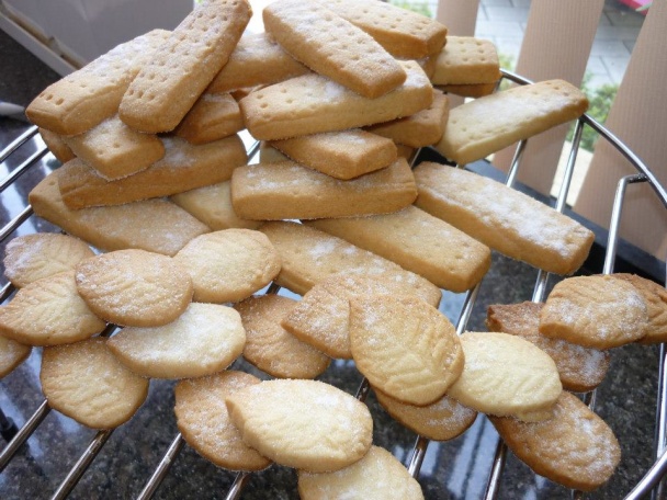 Scottish shortbread fingers - maslové sušienky (fotorecept) - obrázok 10
