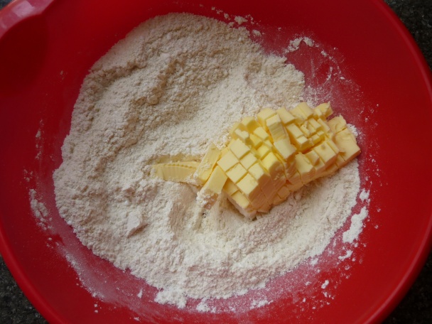 Jablkovo-mandľový koláč - Apple and frangipane tart (fotorecept) - obrázok 2