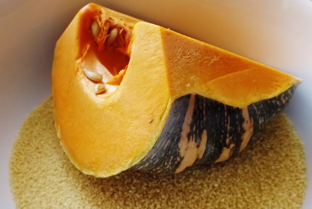 Kuskus s tekvicou, fetou a rukolou - obrázok 1