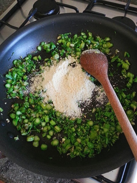 Kuracie stehná s prekvapením (fotorecept) - obrázok 2