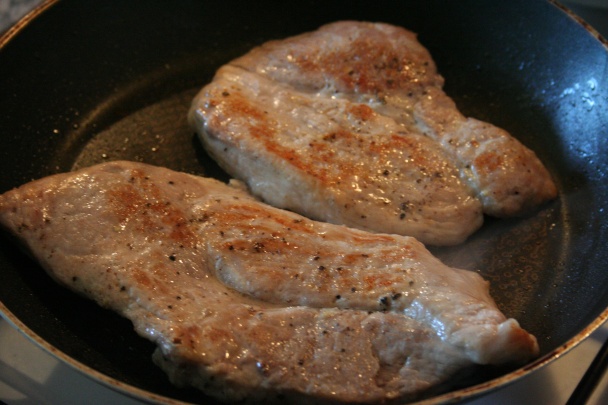 Bravčové mäso a hruškovou omáčkou - obrázok 1