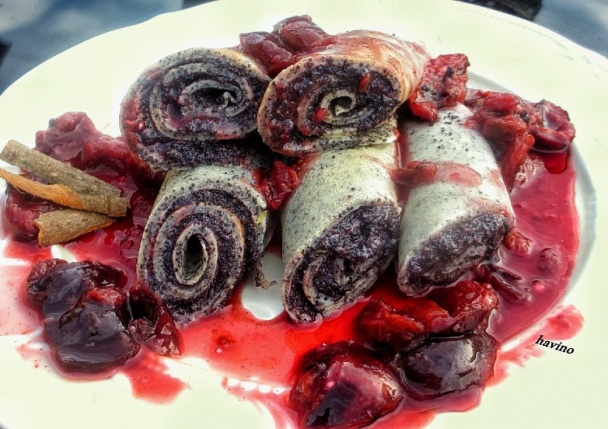 Makové palacinky so slivkovou omáčkou (fotorecept) - obrázok 4