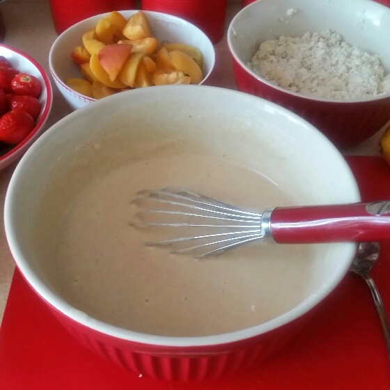 Jednoduchý hrnčekový ovocný koláč s tvarohom a posýpkou (fotorecept)  - obrázok 4