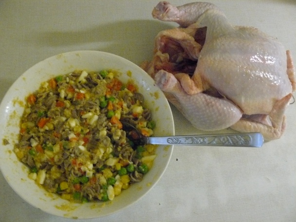 Pečené kura s netradičnou plnkou - obrázok 2