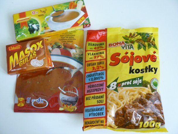 Rýchly guláš zo sójového mäsa - obrázok 2