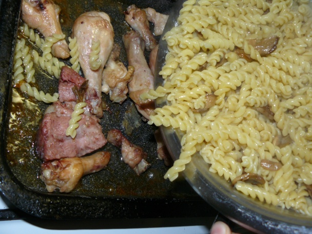 Zapečené kura s cestovinami  - obrázok 8