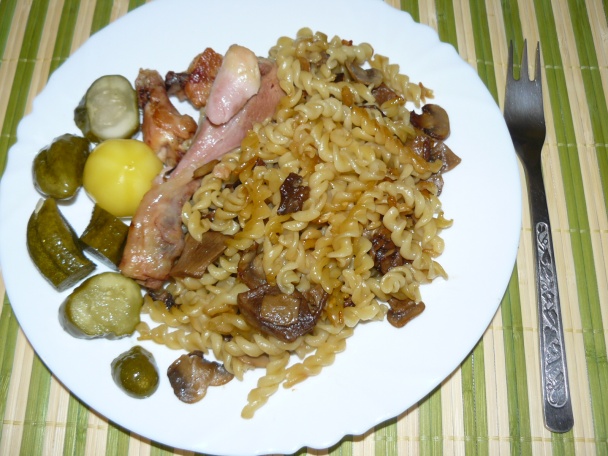 Zapečené kura s cestovinami  - obrázok 11