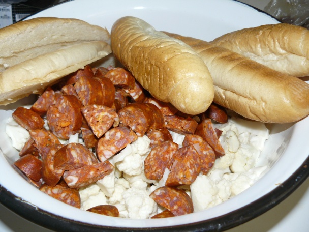 Karfiolová žemľovka s klobásou (fotorecept) - obrázok 1