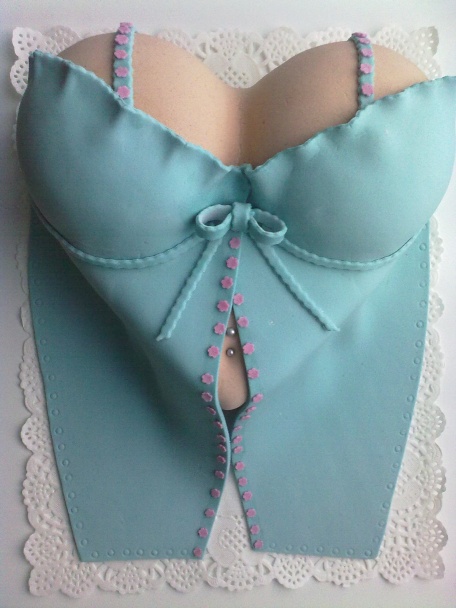 Torta prsia punčová s MMF (fotorecept) - obrázok 21