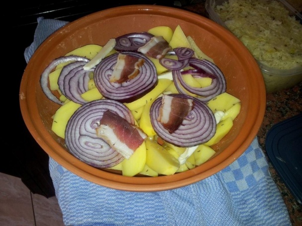 Domáce kuriatko v rímskom hrnci - obrázok 1