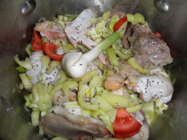 Dolnozemský paprikáš z kohúta - obrázok 2