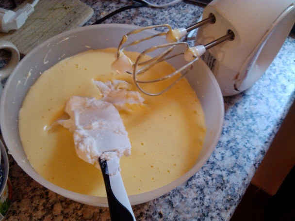 Nadýchaný univerzálny tvarohový cheescake (fotorecept) - obrázok 3