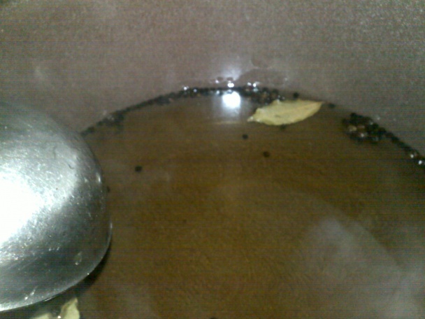 Šalát z nedozretých paradajok bez sterilizovania (fotorecept) - obrázok 3