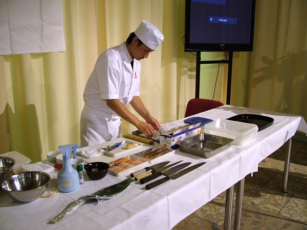 Sushi z údeného úhora - obrázok 2