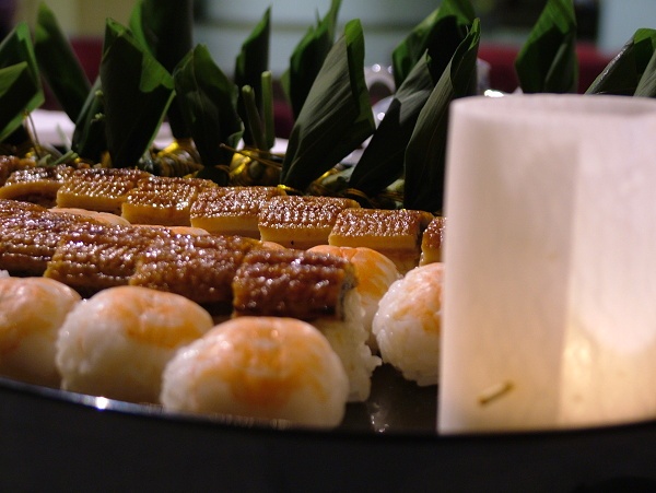 Sushi z údeného úhora - obrázok 3