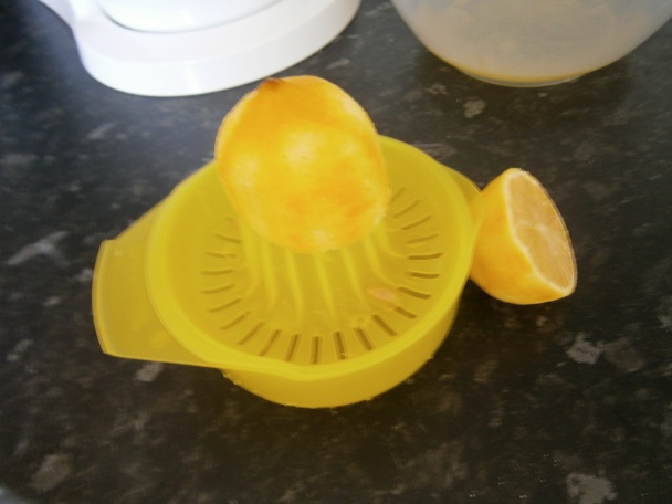 Osviežujúci citrónový koláčik  - obrázok 6