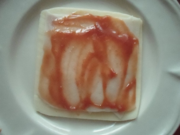 Vyprážaný syr v pikantnom kožúšku(fotorecept) - obrázok 1