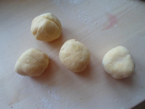 Ovocné zemiakové guličky - gombovce (fotorecept) - obrázok 6