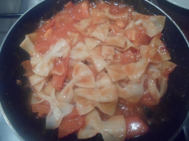 Farfalle - tuniakový šalát (fotorecept) - obrázok 4