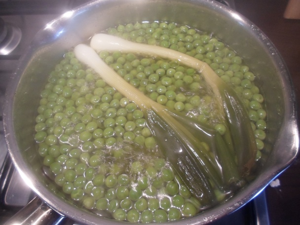 Svieža hrášková polievka (fotorecept) - obrázok 1