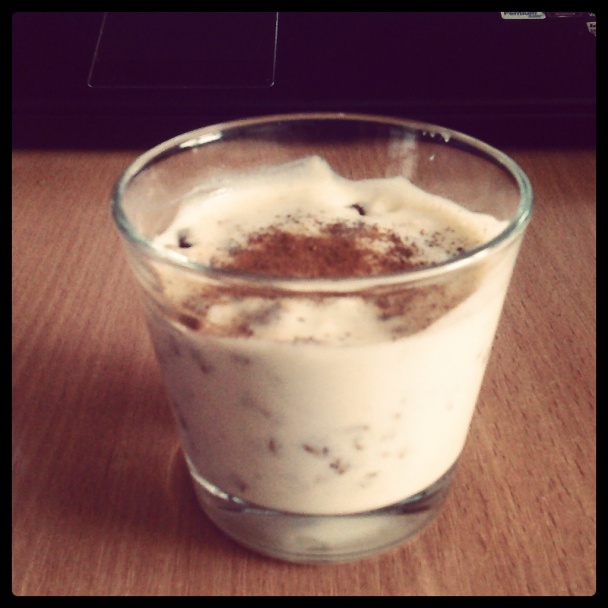 Banánový jogurt s müsli - obrázok 3