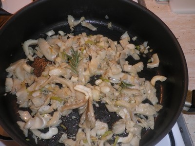 Hliva s cuketou v smotanovej omáčke (fotorecept) - obrázok 3