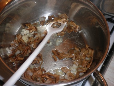 S niečim plnená zemiakova knedľa a ešte niečo (fotorecept) - obrázok 15