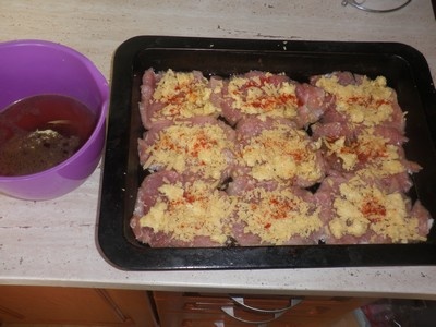 Zapekané bravčové kotlety a kuracie nugety - obrázok 2