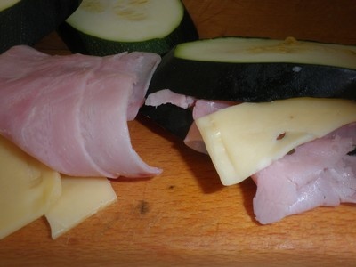 Plnená grilovaná cuketka  - obrázok 2