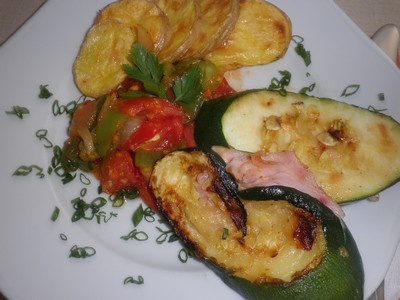 Plnená grilovaná cuketka  - obrázok 8