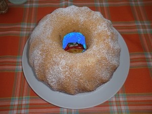 Dvojfarebná bábovka netradičnej farby (fotorecept) - obrázok 10