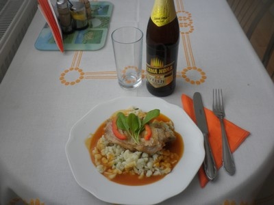 Kuracinka s paprikovou omáčkou a cesnakovými nokami (fotorecept) - obrázok 9