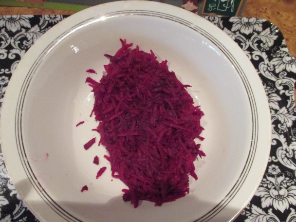 Šalát z jabĺk, červenej repy a chrenu (fotorecept) - obrázok 2