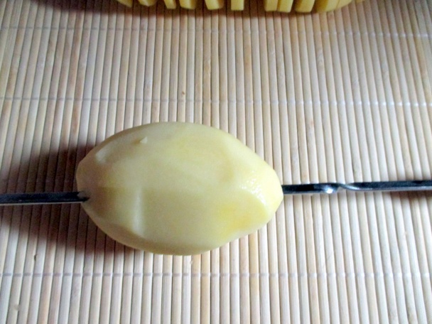 Zemiakové kvetinky s oblohou a tatárskou omáčkou ( fotorecept) - obrázok 7