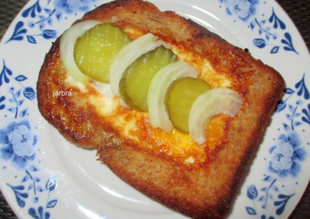 Volské oko zapečené v krajci chleba (fotorecept) - obrázok 12