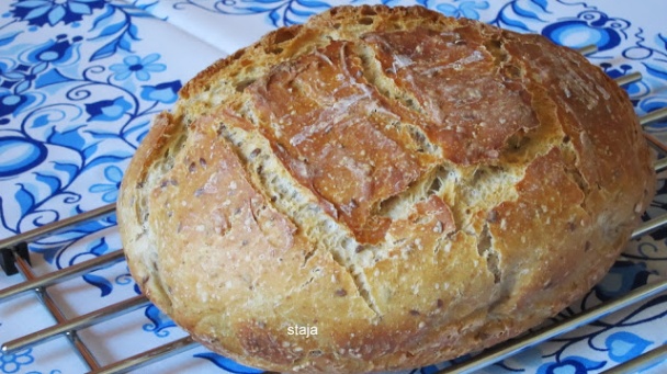 Kváskový chlieb pšenično - ražný s celozrnnou múkou (fotorecept) - obrázok 4