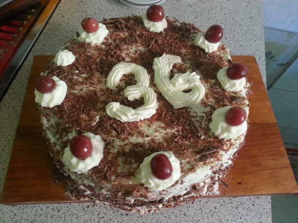 Torta z čierneho lesa - obrázok 5