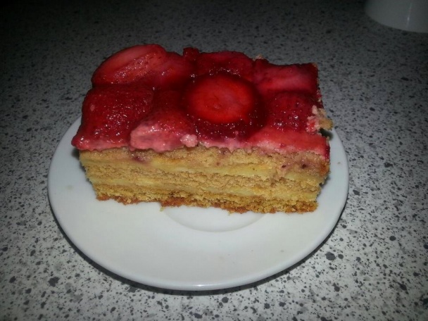 Jahodové pokušenie z medových plátov - obrázok 6