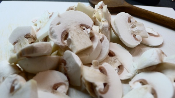 Morčacia pečeň s jablkovým pyré a zeleninou - obrázok 6