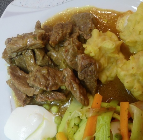 Hovädzie mäso jemne pikantné - obrázok 5