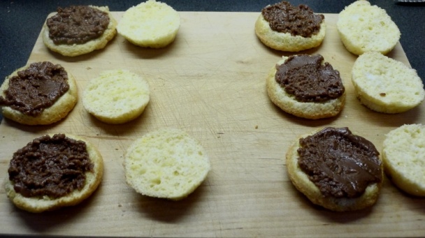 Čokoládovo-karamelové muffiny - obrázok 2