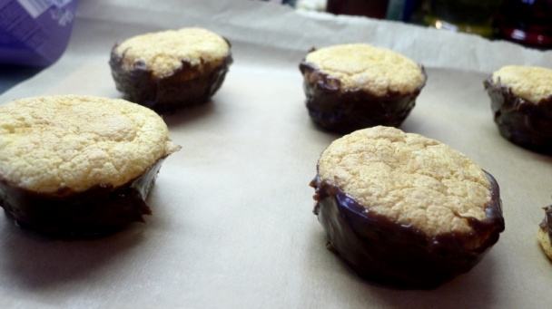 Čokoládovo-karamelové muffiny - obrázok 3