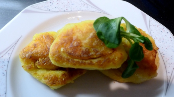 Zavinuté knedlíky, zubáč na prírodno s horčicovou omáčkou (fotorecept) - obrázok 5