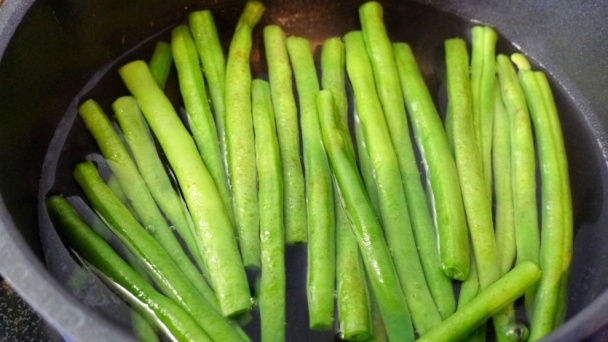 Zemiakové knedličky s kuracím mäsom (fotorecept) - obrázok 3